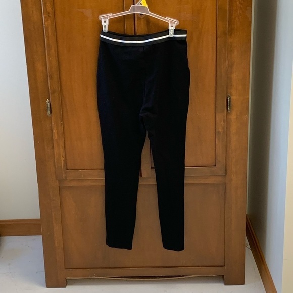 ZARA basic tapered pants black leggings Medium 25 in inseam elastic waist - Picture 2 of 3